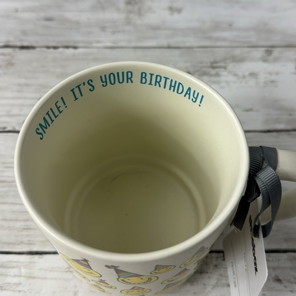 BIRTHDAY Smilely Face coffee mug Hallmark Shoebox NWT - Picture 4 of 7